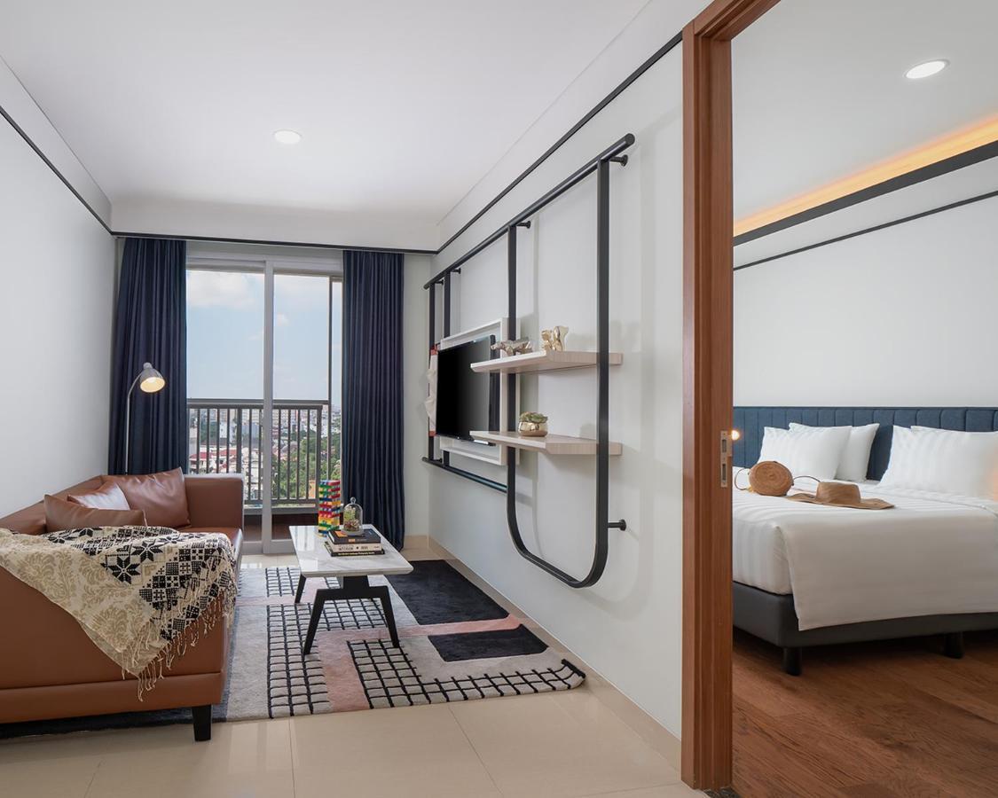 The Reiz Suites, Artotel Curated Medan Zewnętrze zdjęcie